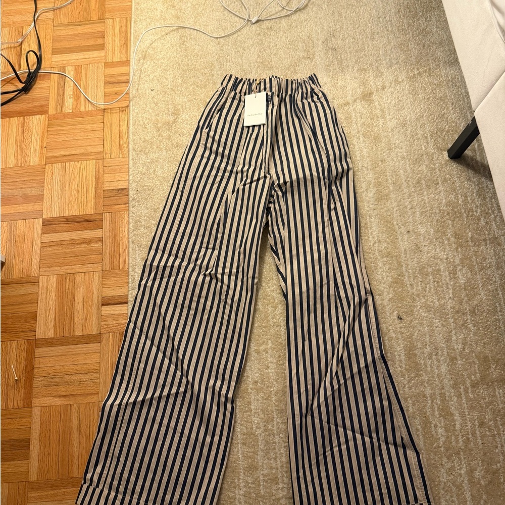 Mirca Textured Elastic Pants - Beige/Navy Multi Stripe